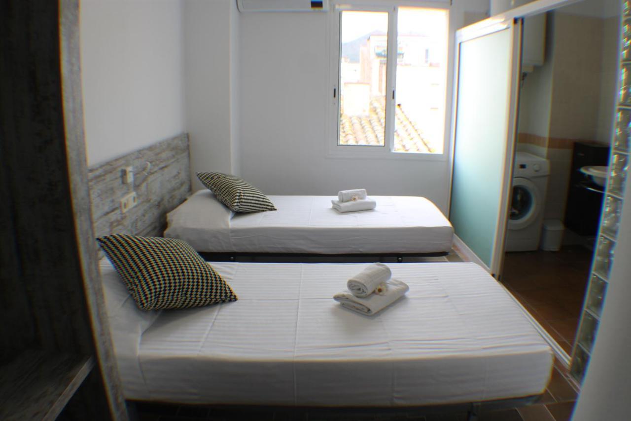 Agi Porthos Apartments 罗萨斯 外观 照片