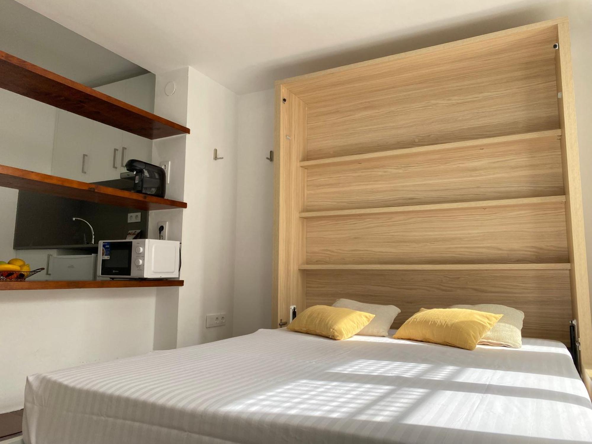 Agi Porthos Apartments 罗萨斯 外观 照片